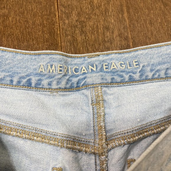 America Eagle Mom Jeans sz 6 - Picture 6 of 16
